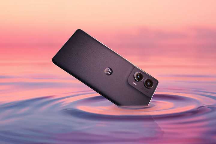 The 2024 Moto Edge dipped into some water.