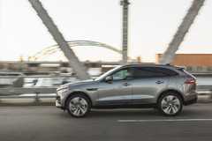 Side profile shot of a 2021 Jaguar F-PACE 