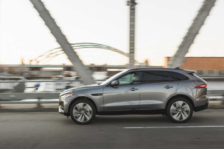 Side profile shot of a 2021 Jaguar F-PACE 