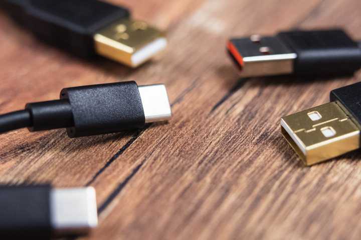 USB-A and USB-C connectors on cables.