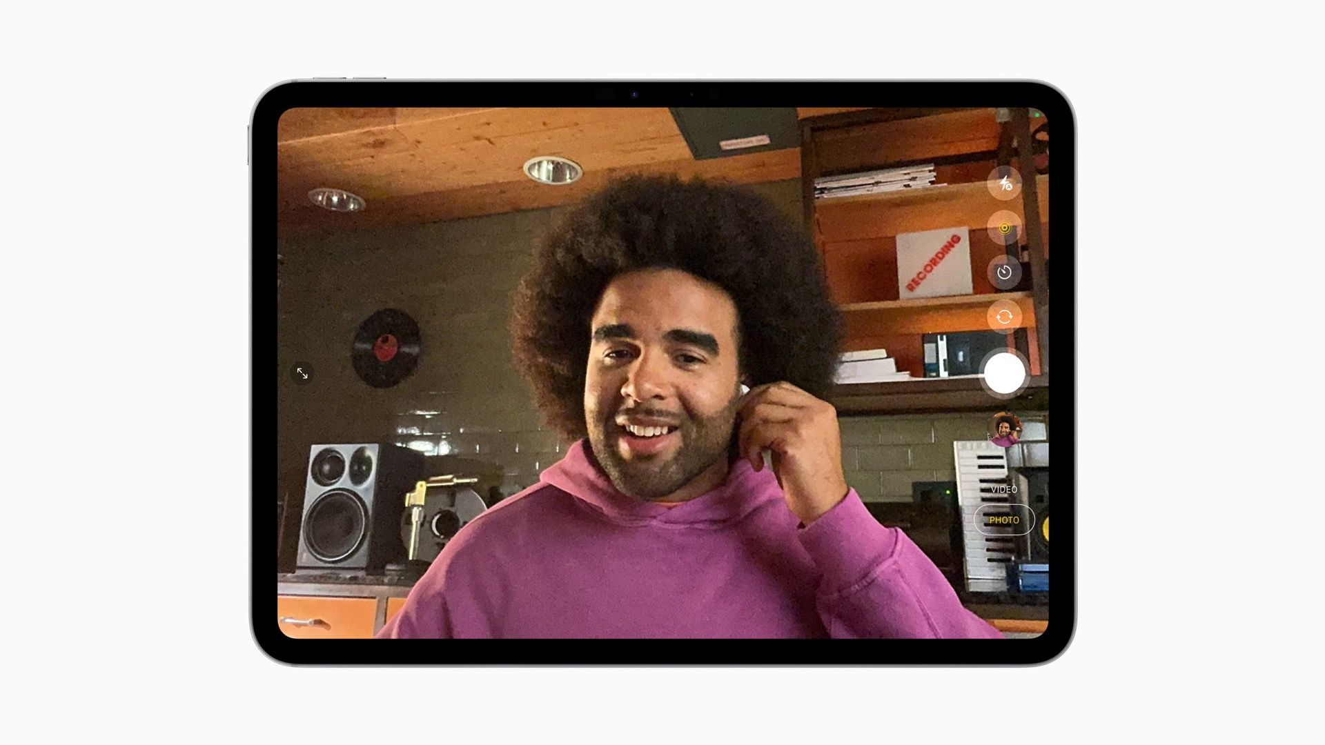 airpods camera remote