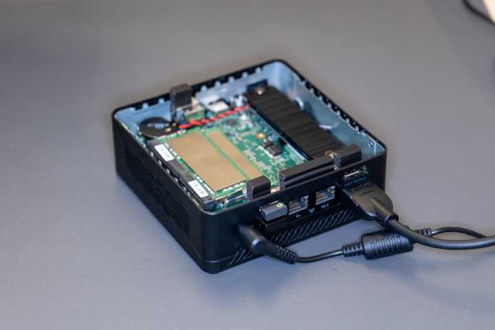 An MSI Cubi 5 12M mini PC with the top removed.