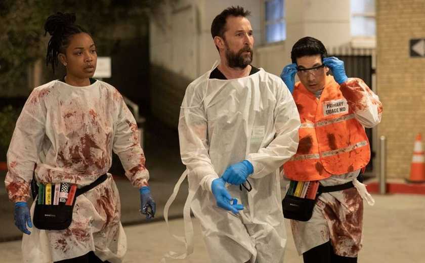 A Picture of Ayesha Harris, Noah Myle, and Ken Kirby in The Pitt.