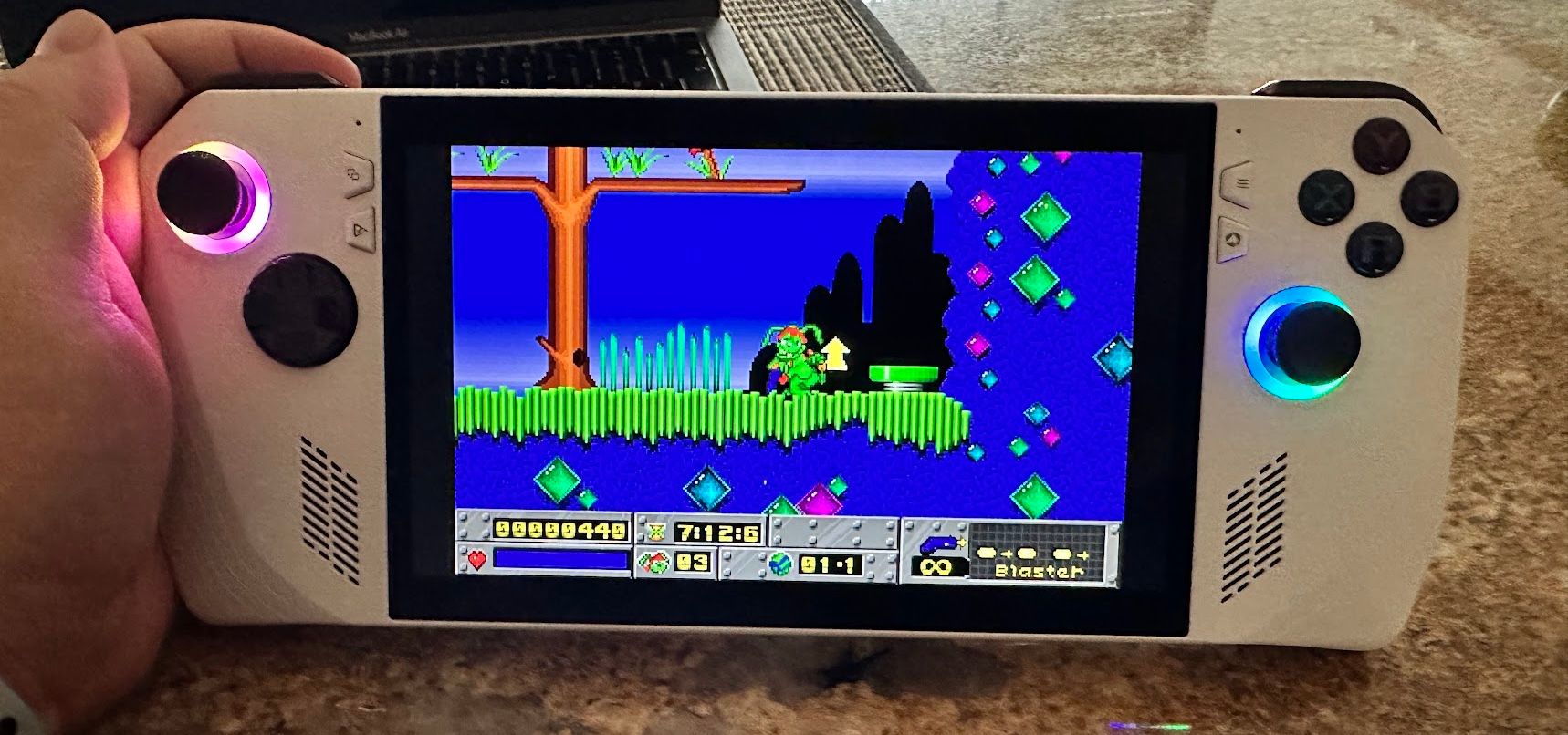 Jazz Jackrabbit running on a ROG Ally.
