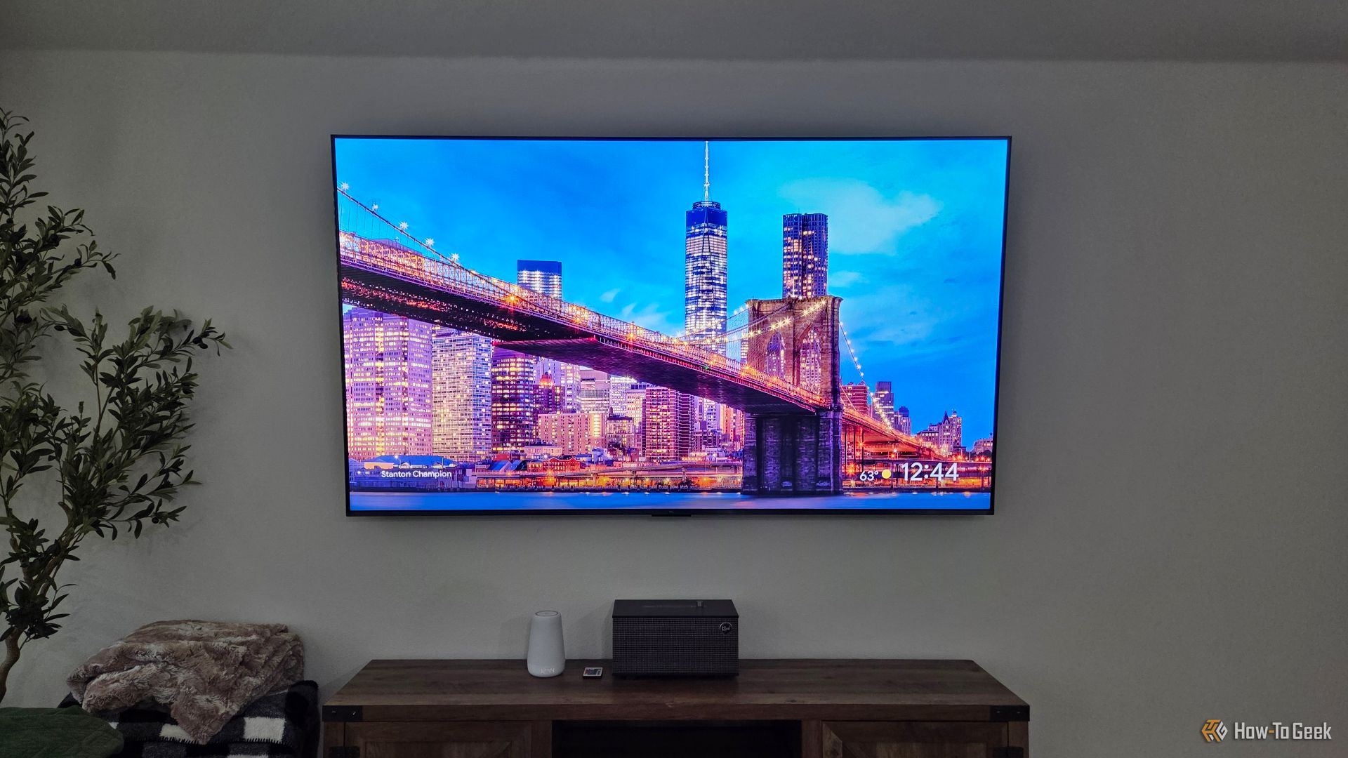 TCL QM6K TV on the wall. 