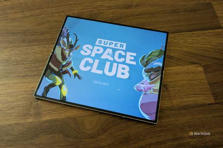 Super Space Club on a Galaxy Z Fold 6.