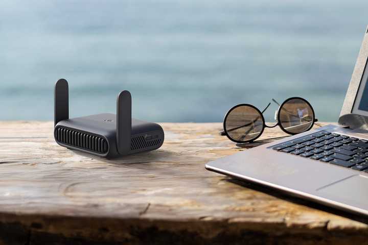 TP Link Wifi 7 Travel Router Hero