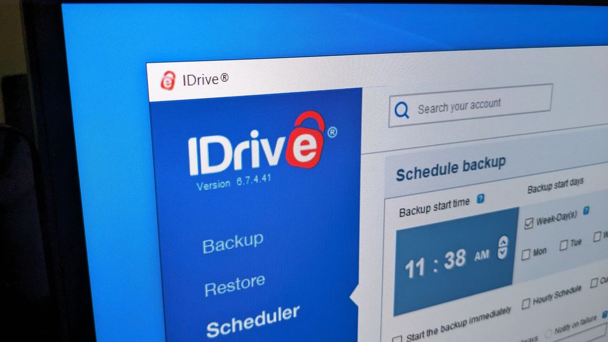 An image of IDrive on a computer.