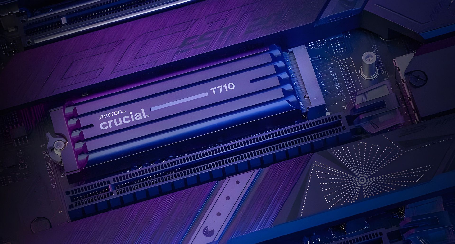 Crucial T710 Hero