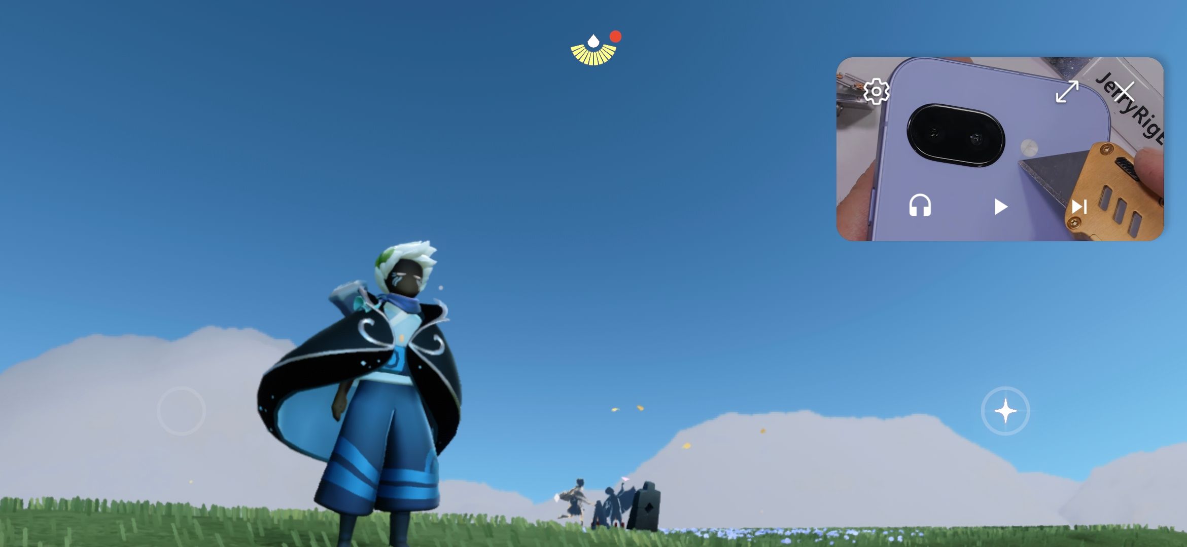 Playing YouTube in PiP window while gaming