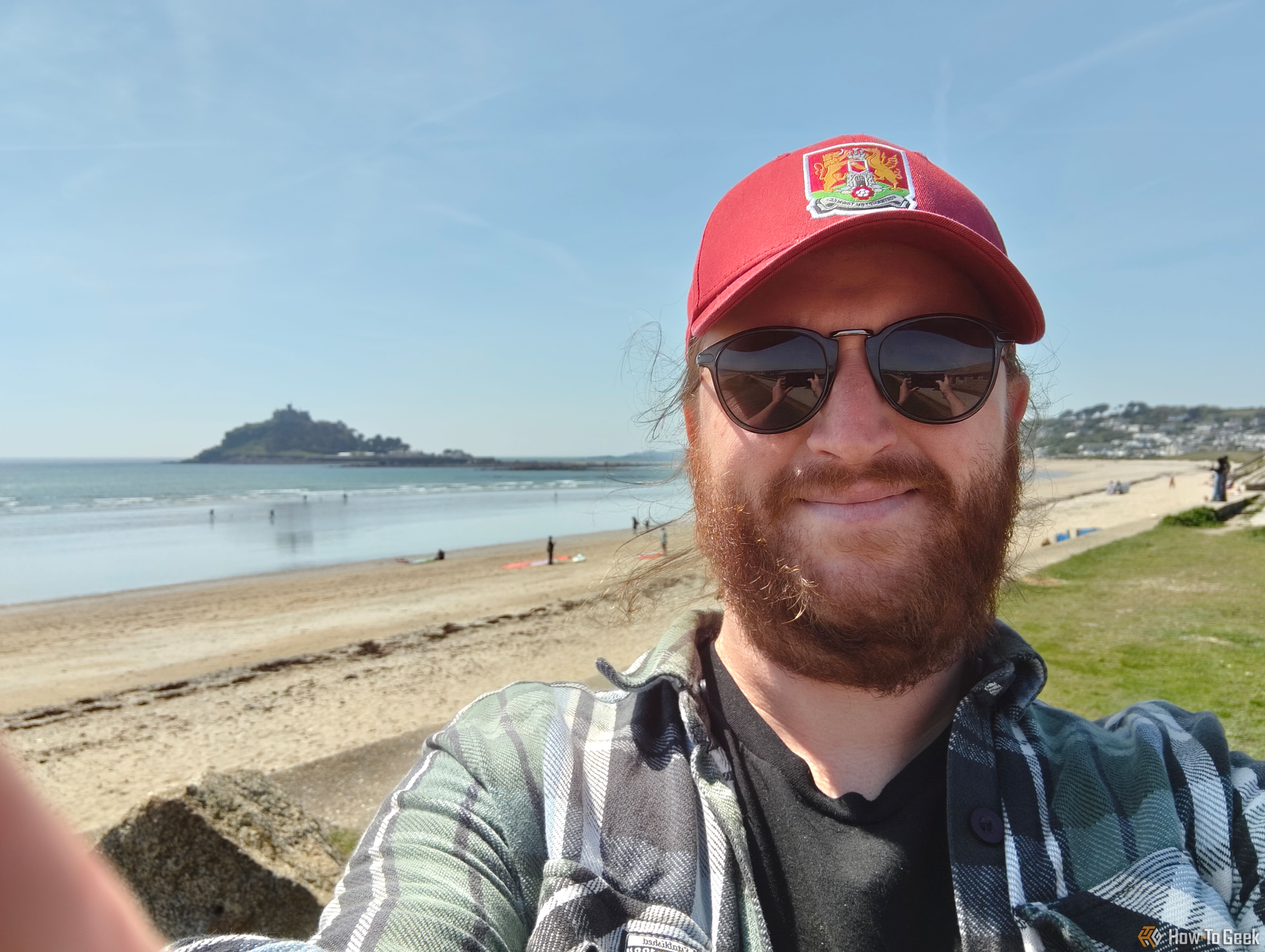 nothing phone 3a pro selfie camera at beach.